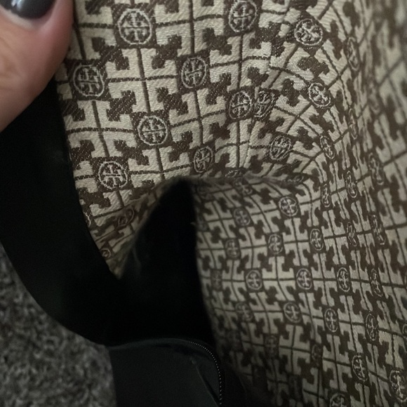 Tory Burch black riding boot size 6.5 - Picture 8 of 10